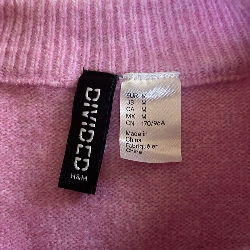 H&M Divided Pink Wool & Elastane Blend Pink “Love Around You” Sweater Size M - Picture 3 of 7